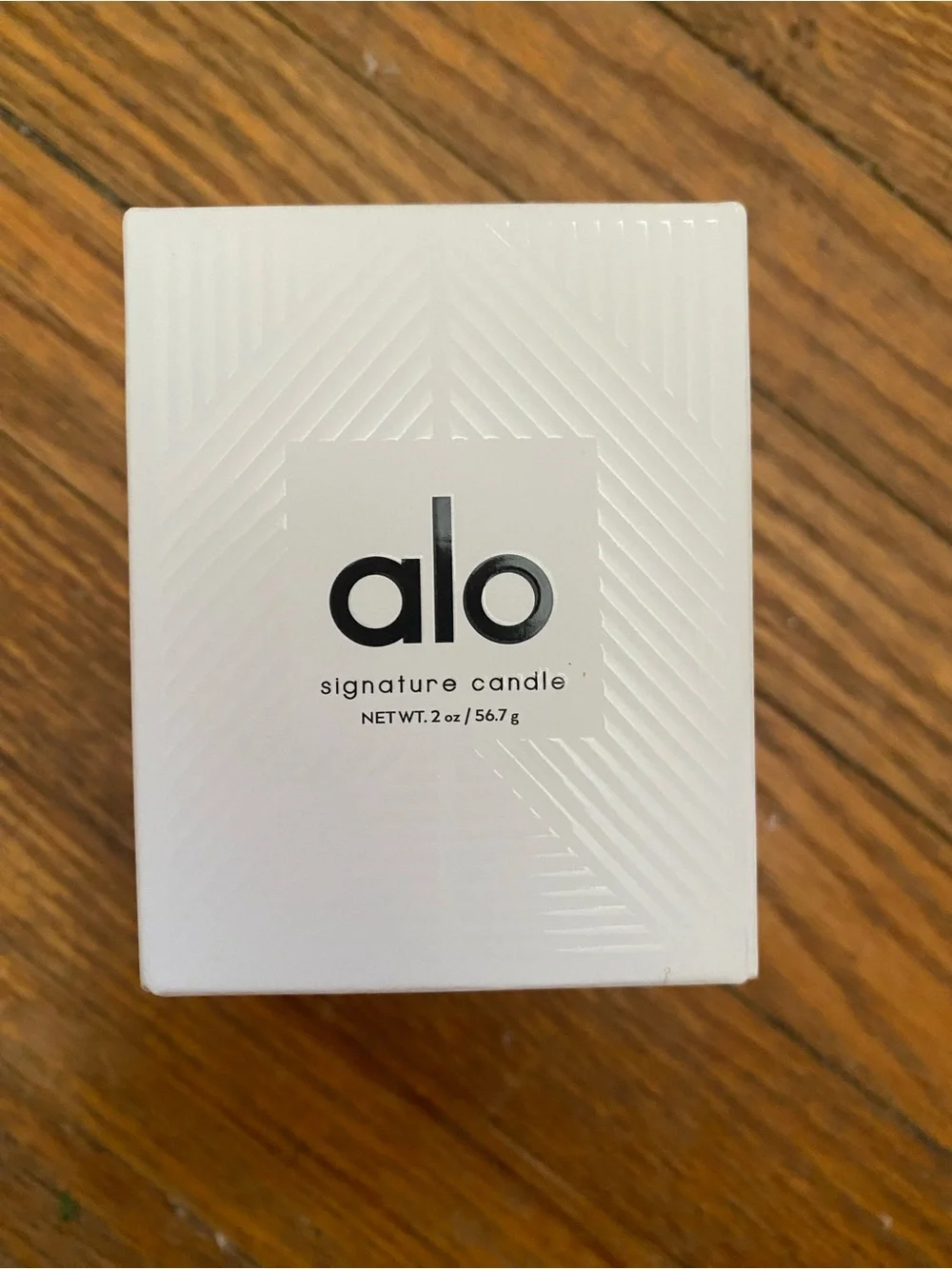 ALO 2 oz signature candle 🕯️ new in box